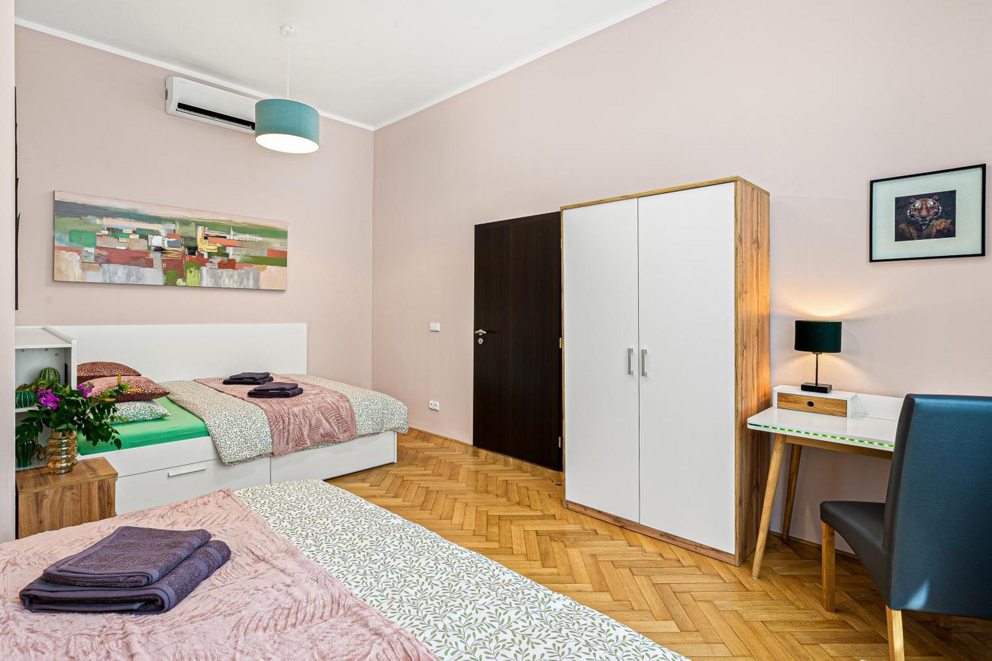 Oasis Apartments At Charles Square Πράγα Εξωτερικό φωτογραφία